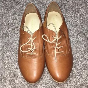 Aldo Leather Oxfords size 7